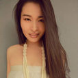 在銀杏樹下 在銀杏樹下