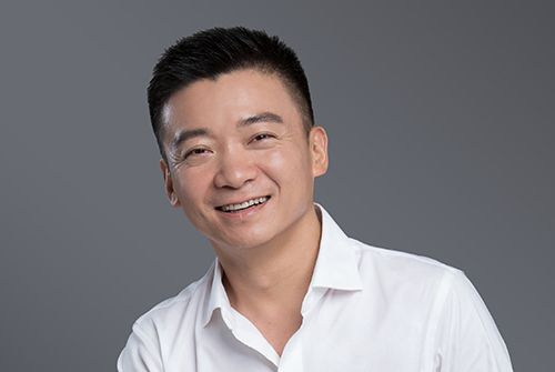 洪海(導演、製片人、時代紀錄創始人) 洪海(導演、製片人、時代紀錄創始人)