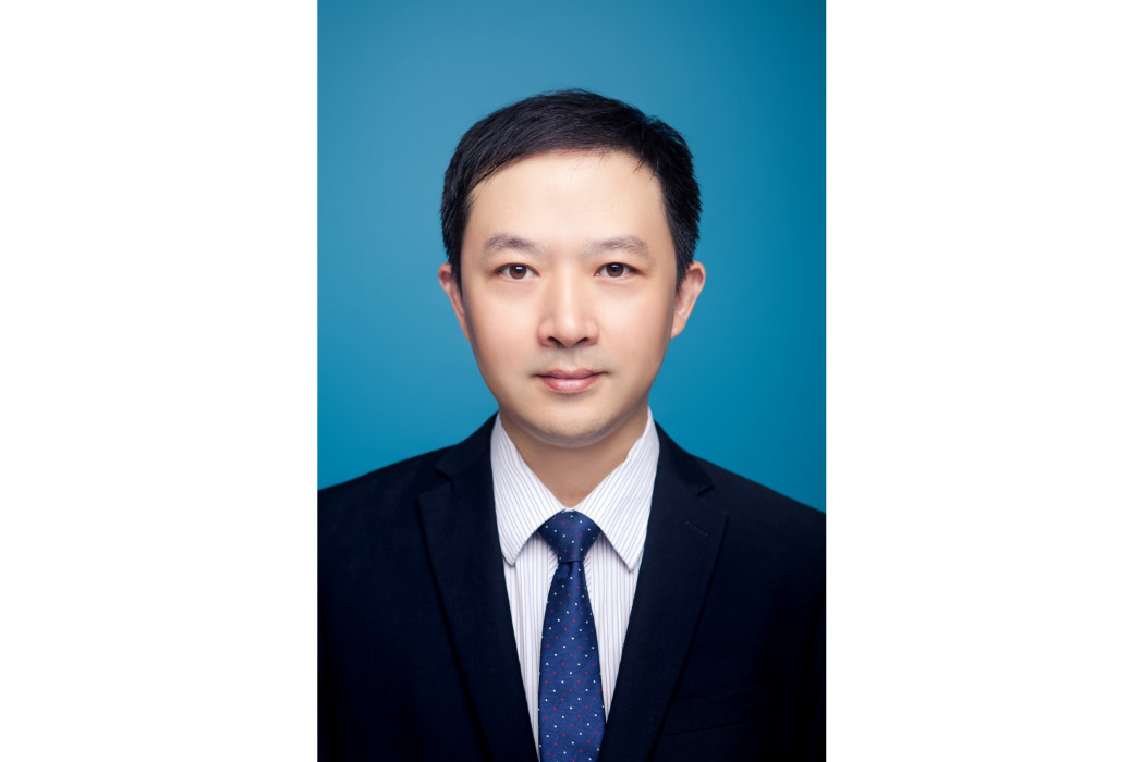 陳小明(江蘇省南通市如東縣應急管理局黨委委員、如東縣紀委監委派駐如東縣應急管理局紀檢監察組組長) 陳小明(江蘇省南通市如東縣應急管理局黨委委員、如東縣紀委監委派駐如東縣應急管理局紀檢監察組組長)