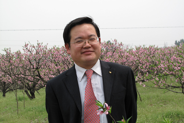 鄧世平(南昌市第十九中學原校長) 鄧世平(南昌市第十九中學原校長)