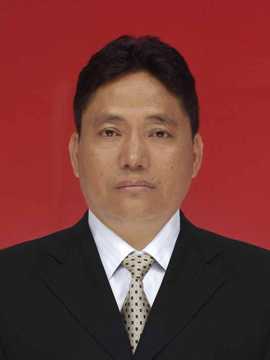 何慶國(雲南省德宏州委統戰部副部長) 何慶國(雲南省德宏州委統戰部副部長)