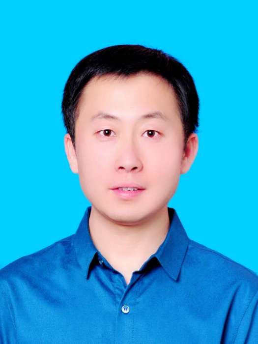 趙翔宇(山西省呂梁市中陽縣委常委、統戰部部長、政協黨組副書記) 趙翔宇(山西省呂梁市中陽縣委常委、統戰部部長、政協黨組副書記)