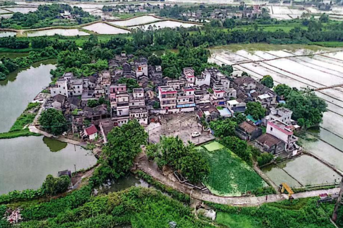 東槐村(廣東省江門市開平市赤坎鎮塘美行政村下轄自然村) 東槐村(廣東省江門市開平市赤坎鎮塘美行政村下轄自然村)