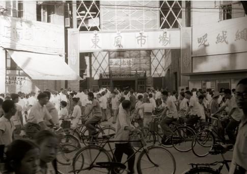 19660823，北京東安市場被改名為東風市場。