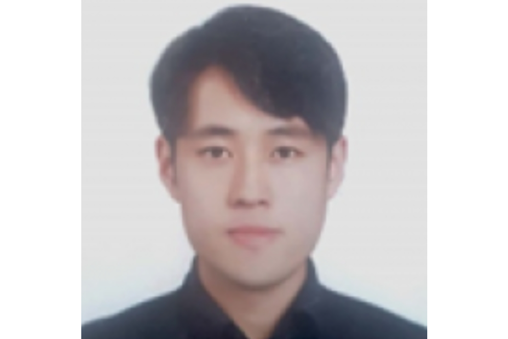 洪哲(延邊大學理學院教師) 洪哲(延邊大學理學院教師)