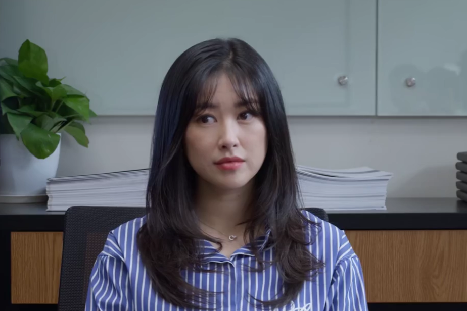 易帆(電視劇《平凡之路》中的女配角) 易帆(電視劇《平凡之路》中的女配角)