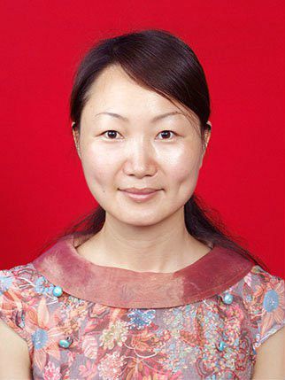 曾萍(瀘州市商務和會展局黨組成員、副局長) 曾萍(瀘州市商務和會展局黨組成員、副局長)
