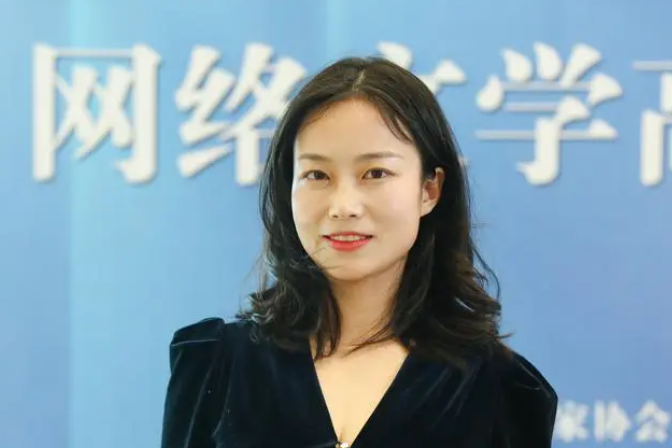 童敏敏 童敏敏