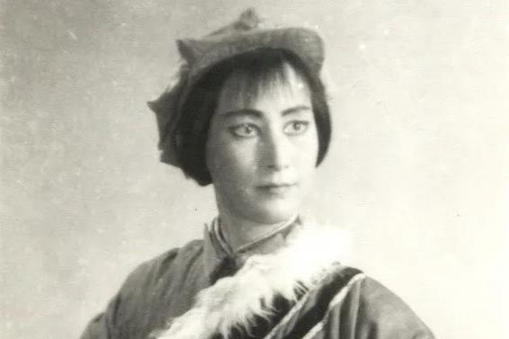 胡瑞華(贛劇表演藝術家) 胡瑞華(贛劇表演藝術家)