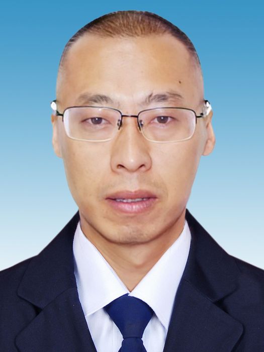 郭勇(重慶市萬州區柱山鄉黨委副書記、政法委員) 郭勇(重慶市萬州區柱山鄉黨委副書記、政法委員)