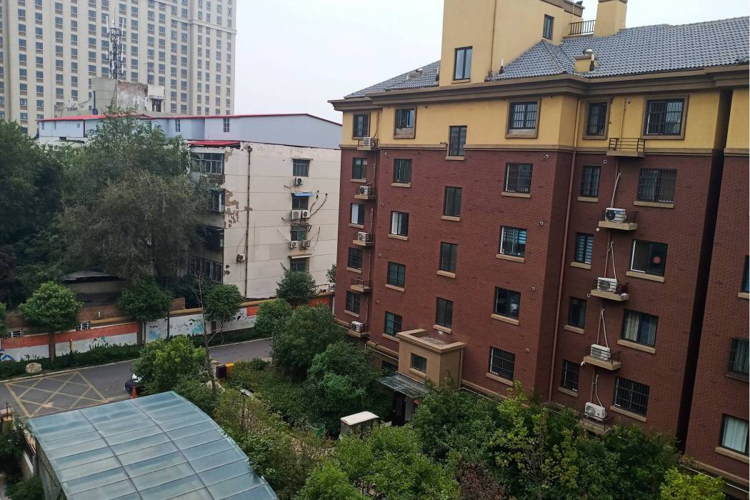 華通美域 華通美域