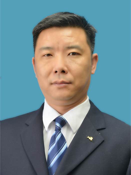 饒凱(貴州省印江自治縣生態移民局黨組成員、副局長)