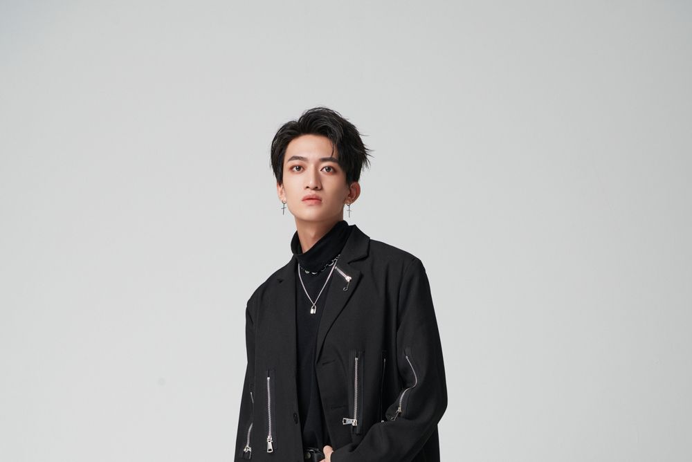 王子安(中國內地男演員、歌手) 王子安(中國內地男演員、歌手)