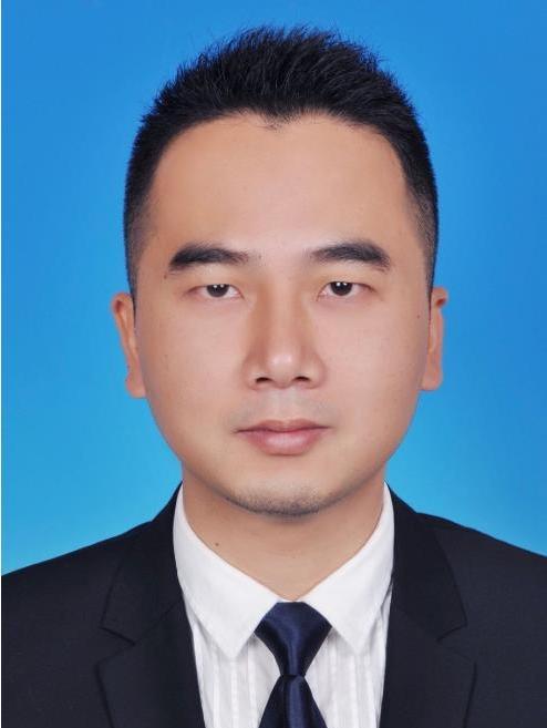 鄭君(浙江省龍港市社會治理中心黨組副書記、副主任) 鄭君(浙江省龍港市社會治理中心黨組副書記、副主任)