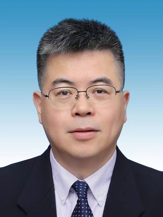 張震生(山東省濰坊市人民政府副市長、市政府黨組成員) 張震生(山東省濰坊市人民政府副市長、市政府黨組成員)