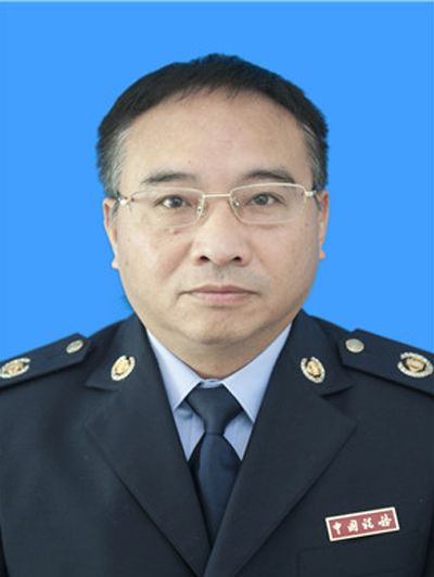 陳默(江西省撫州市宜黃縣稅務局黨委副書記、副局長) 陳默(江西省撫州市宜黃縣稅務局黨委副書記、副局長)