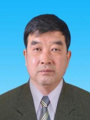 張鋒(內蒙古自治區呼和浩特市林業和草原局三級調研員) 張鋒(內蒙古自治區呼和浩特市林業和草原局三級調研員)