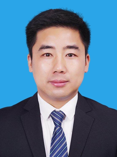李春龍(浙江省杭州市桐廬縣人民政府黨組成員,辦公室黨組書記、主任、一級主任科員) 李春龍(浙江省杭州市桐廬縣人民政府黨組成員,辦公室黨組書記、主任、一級主任科員)