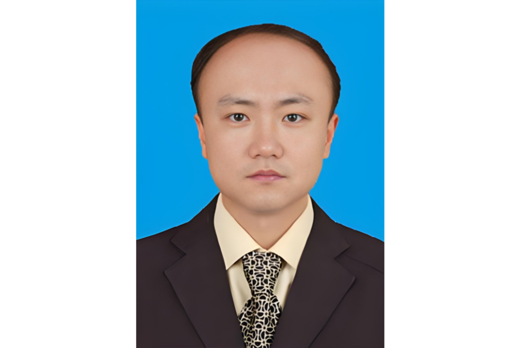徐明軒(山西省招生考試管理中心黨委委員、副主任) 徐明軒(山西省招生考試管理中心黨委委員、副主任)
