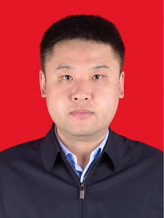 金川(江西省吉安市萬安縣委常委、縣政府副縣長) 金川(江西省吉安市萬安縣委常委、縣政府副縣長)