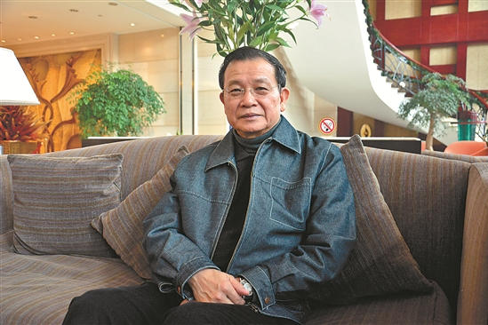 潘耀明(彥火) 潘耀明(彥火)