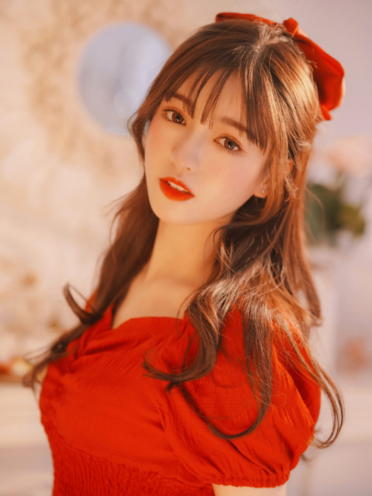 李佳潔(中國內地女歌手) 李佳潔(中國內地女歌手)