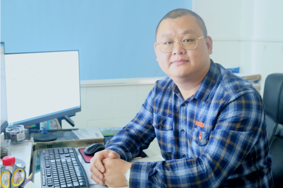 楊雄(湖南農業大學動物科學技術學院輔導員) 楊雄(湖南農業大學動物科學技術學院輔導員)
