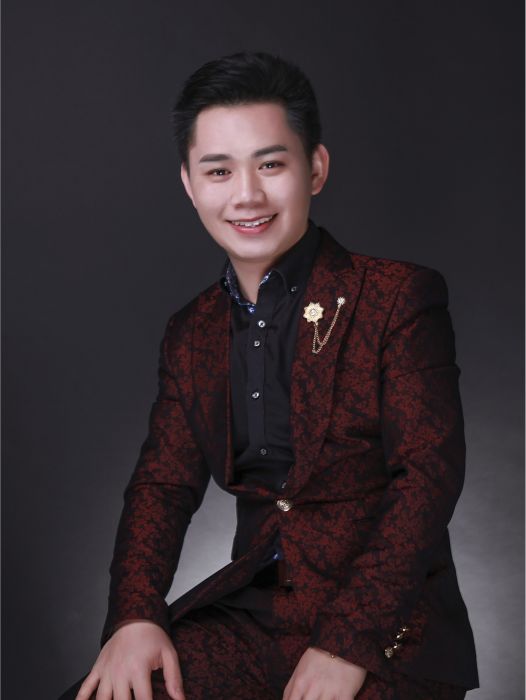 邱政(中國男歌手) 邱政(中國男歌手)