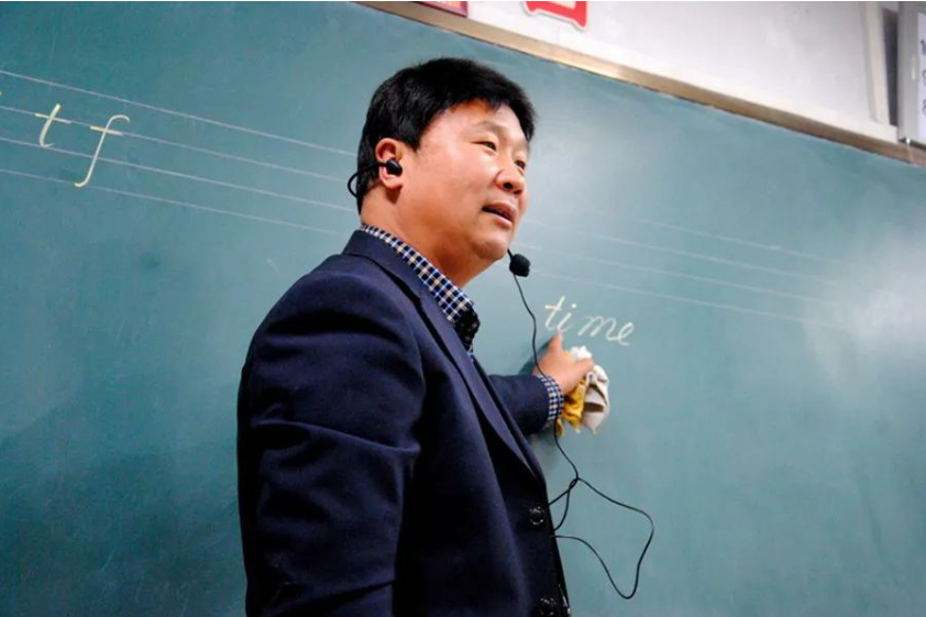王傳平(臨朐一中英語教研室主任中學高級教師) 王傳平(臨朐一中英語教研室主任中學高級教師)