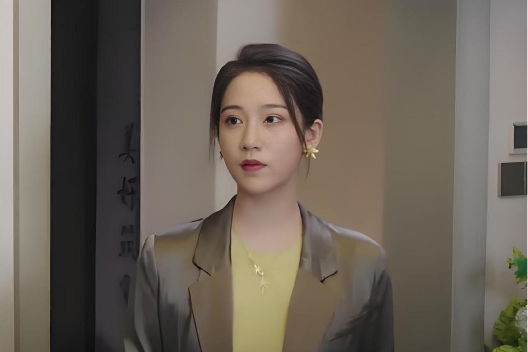 宋瑾(《進擊的夫人》中的女性角色) 宋瑾(《進擊的夫人》中的女性角色)