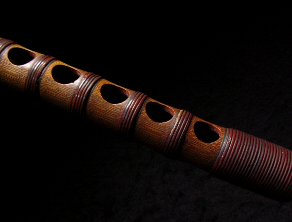 龍笛(傳統木管樂器)