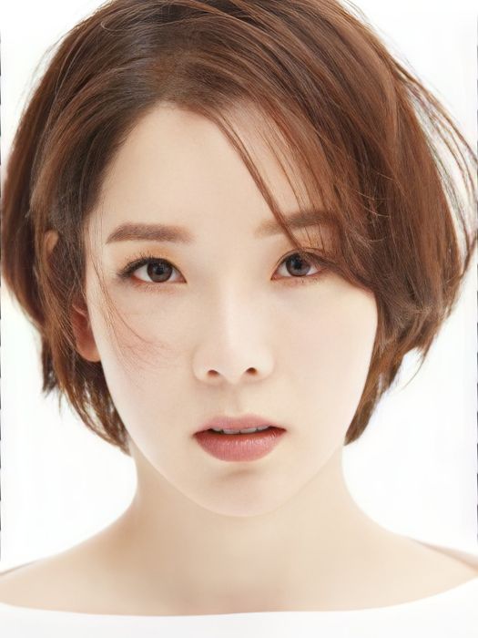 李惠蘭(1987年韓國女演員) 李惠蘭(1987年韓國女演員)