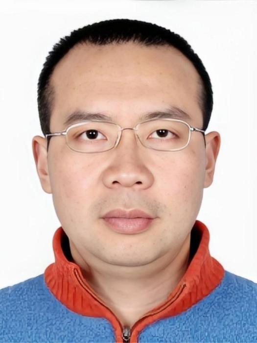 李舒宏 李舒宏