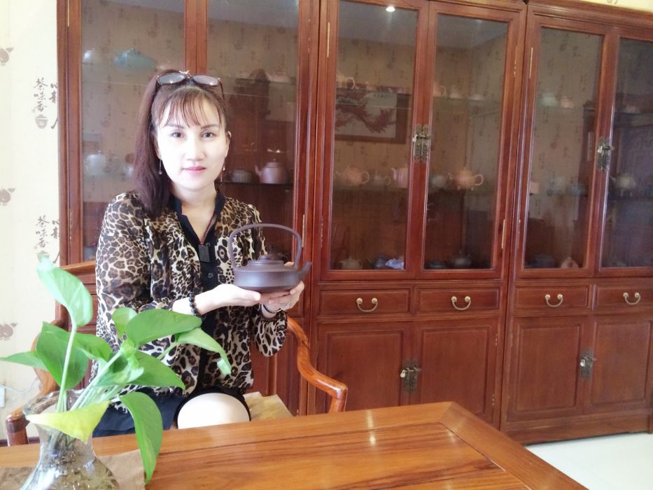 鄧岩(江蘇省工藝美術師) 鄧岩(江蘇省工藝美術師)