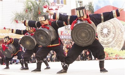 東蘭傳統壯族銅鼓舞