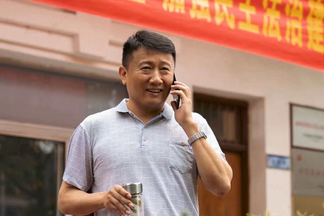 李保平(當代都市劇《縣委大院》中的男配角) 李保平(當代都市劇《縣委大院》中的男配角)