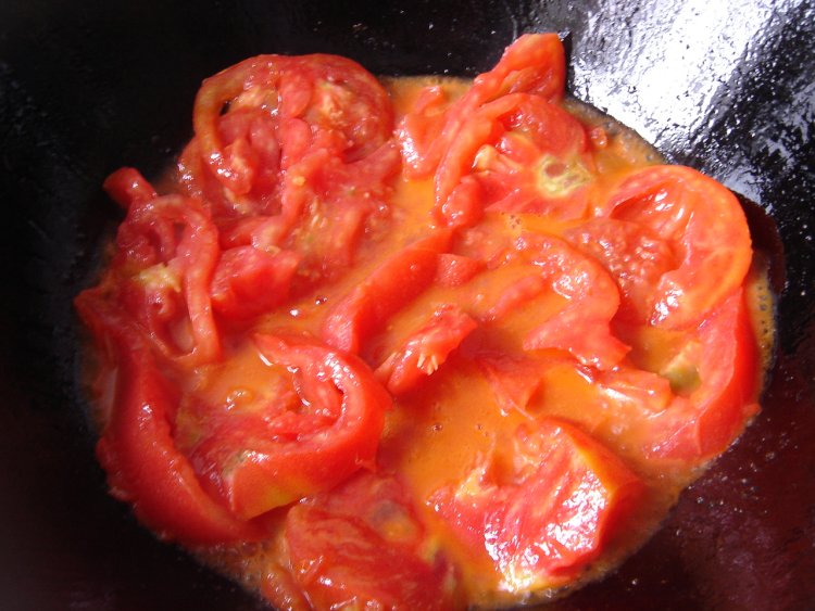 炒番茄