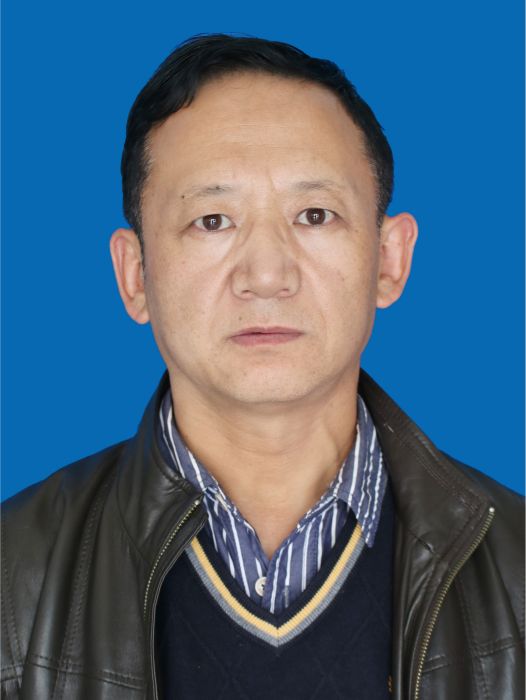 洛桑多吉(拉薩市信訪局黨組成員、副局長、三級調研員) 洛桑多吉(拉薩市信訪局黨組成員、副局長、三級調研員)