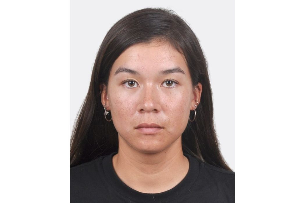 洛雅怡 洛雅怡
