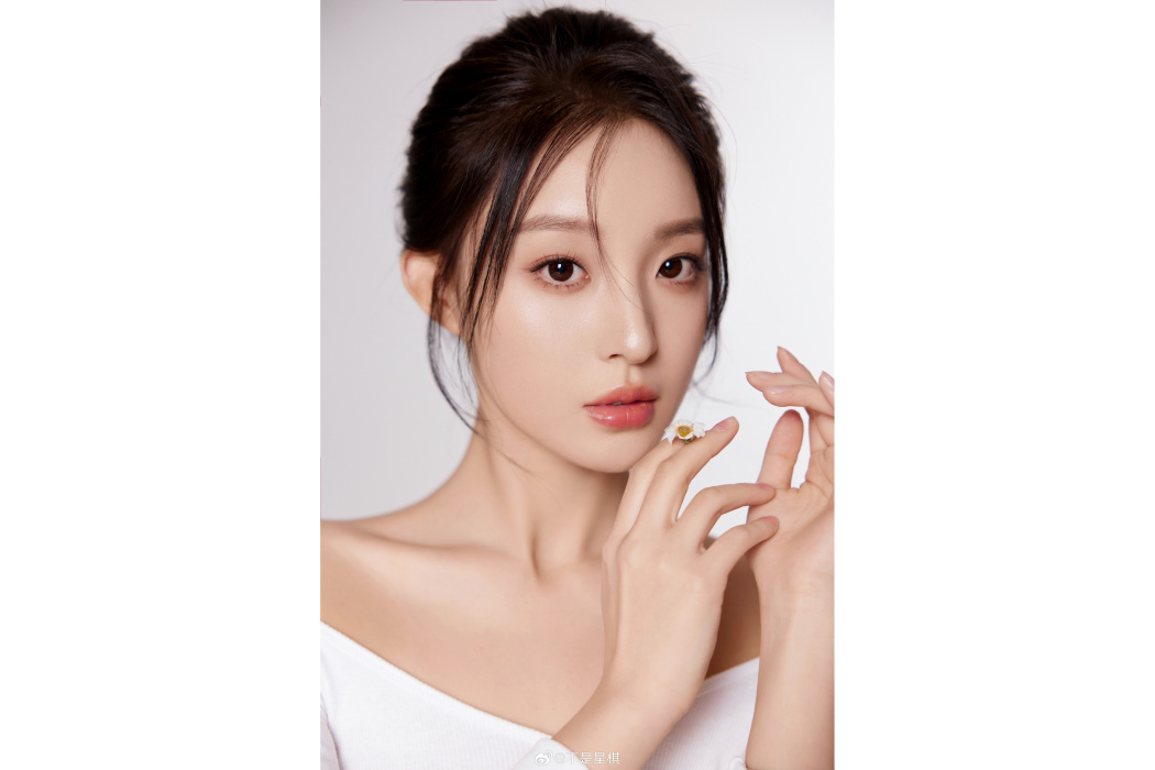 星棋(中國內地女演員) 星棋(中國內地女演員)