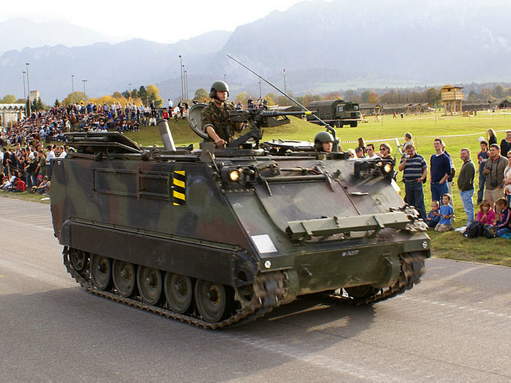 瑞士裝備的M113改120mm迫擊炮裝甲車