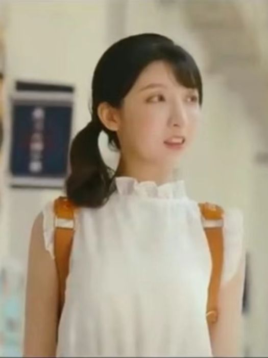 於甜甜(青春校園愛情劇《那年夏天有風吹過》中的角色) 於甜甜(青春校園愛情劇《那年夏天有風吹過》中的角色)