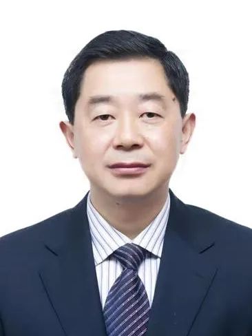 肖培明(重慶市黔江區政協副主席,正陽工業園區黨工委書記、管委會主任) 肖培明(重慶市黔江區政協副主席,正陽工業園區黨工委書記、管委會主任)