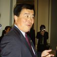 吳振偉(美國首位華裔眾議員)