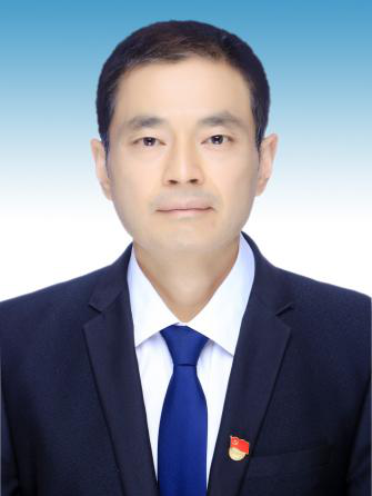 高勇(雲南省玉溪市財政局黨組書記、局長) 高勇(雲南省玉溪市財政局黨組書記、局長)