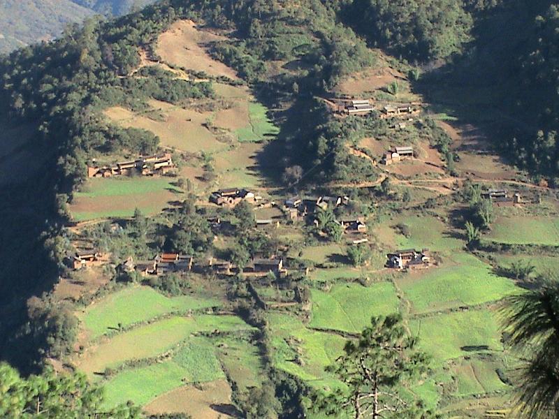 瓦泥午村 瓦泥午村
