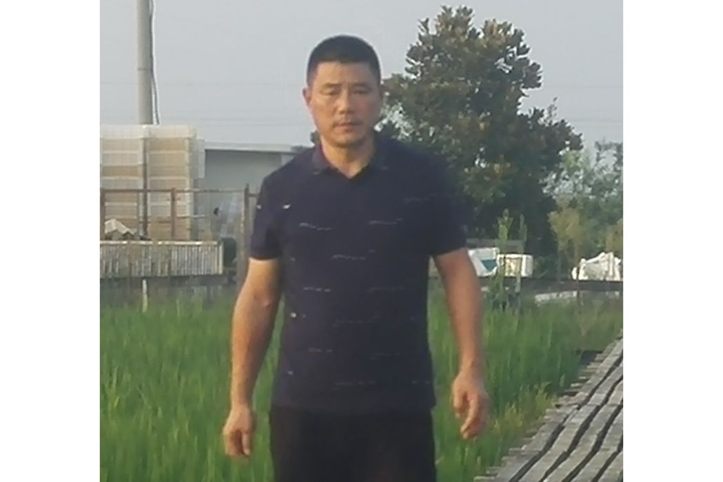 李典中