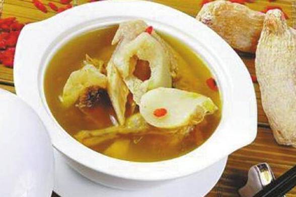 四寶鴿肉湯 四寶鴿肉湯