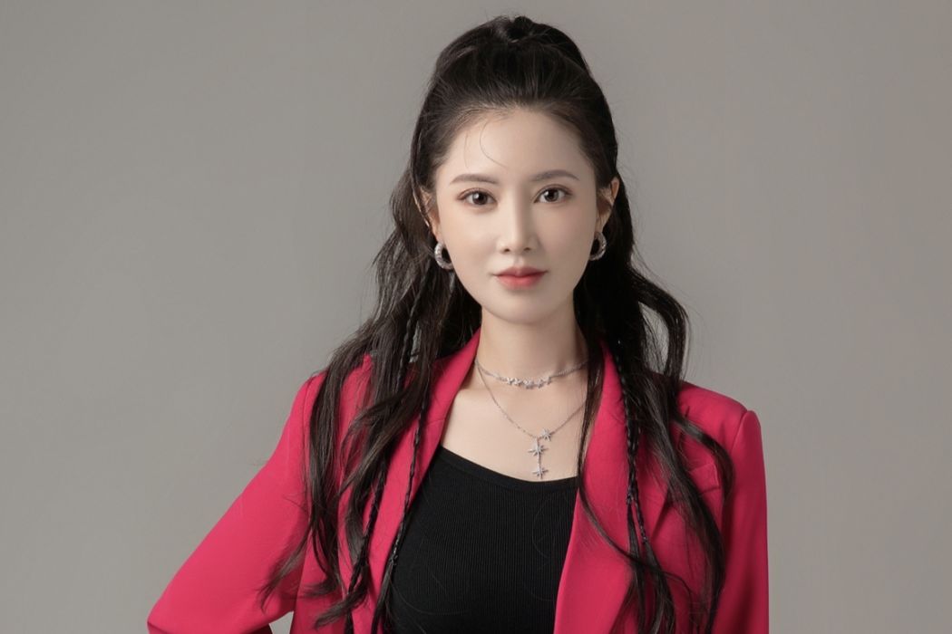 張雨晨(中國內地流行樂女歌手、詞曲作者、音樂人) 張雨晨(中國內地流行樂女歌手、詞曲作者、音樂人)