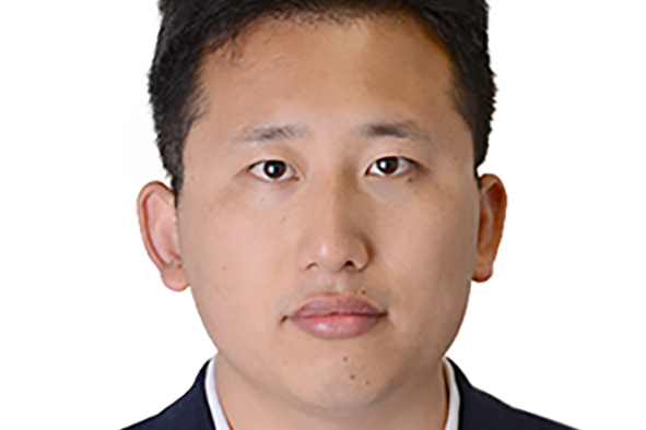 田鵬(煙臺大學教師) 田鵬(煙臺大學教師)